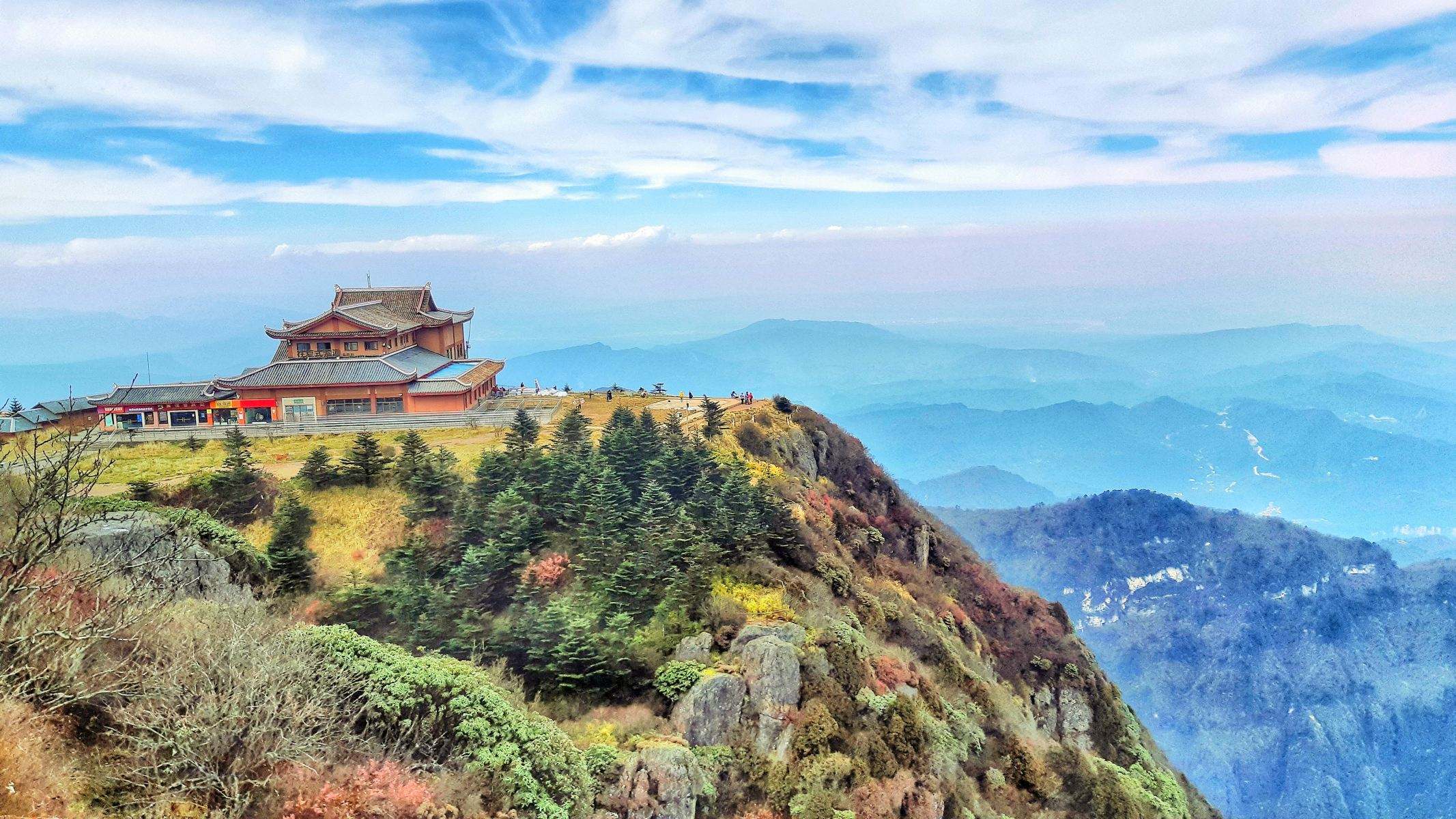 峨眉山-四川景点_鱼游梦境-站酷ZCOOL